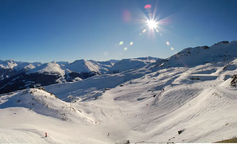 Wintersport in december: waar kun je al skiën en wat moet je weten?